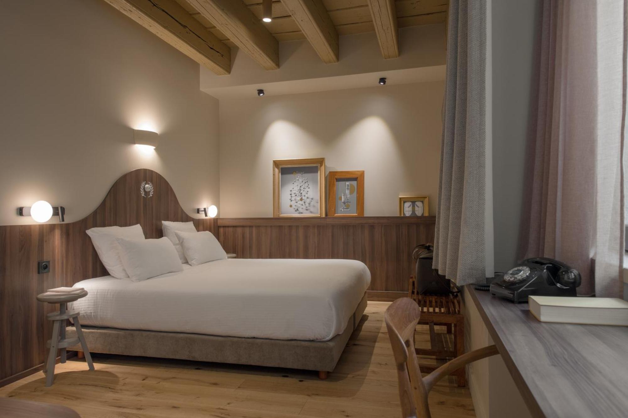Academie Hotel Lione Esterno foto