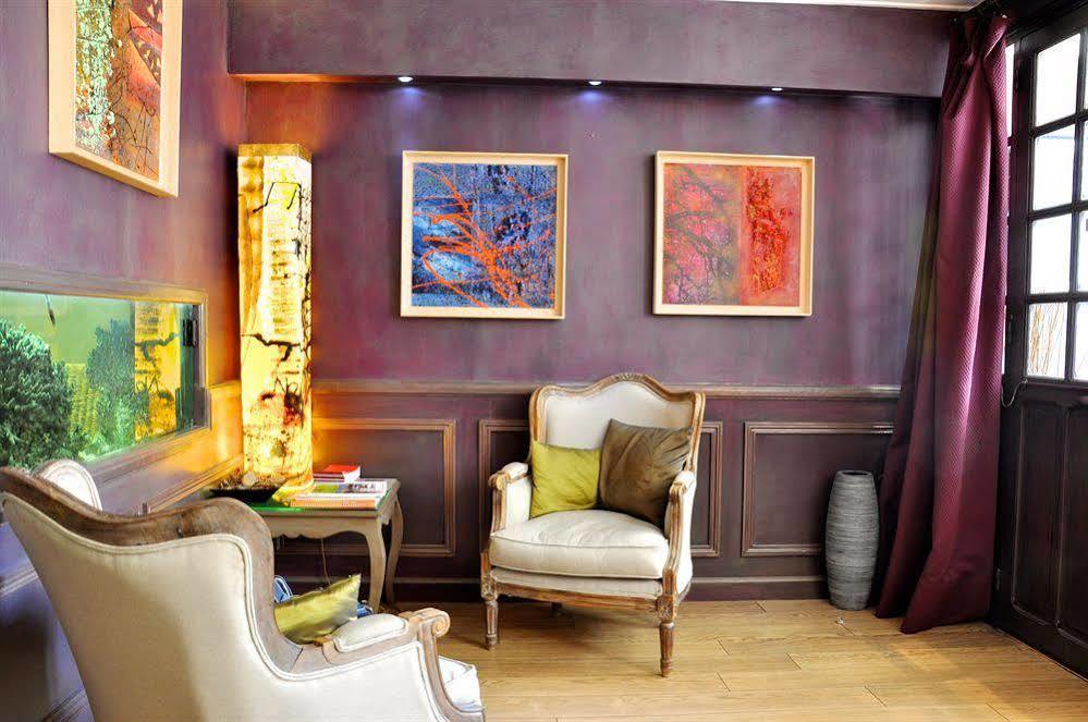 Academie Hotel Lione Esterno foto